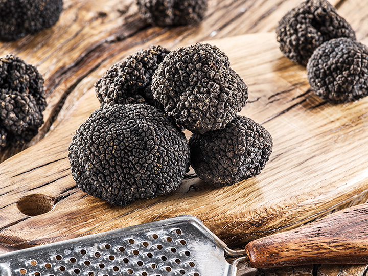 Черные трюфели создают такой же анандамид, «блаженную молекулу», как каннабис и какао